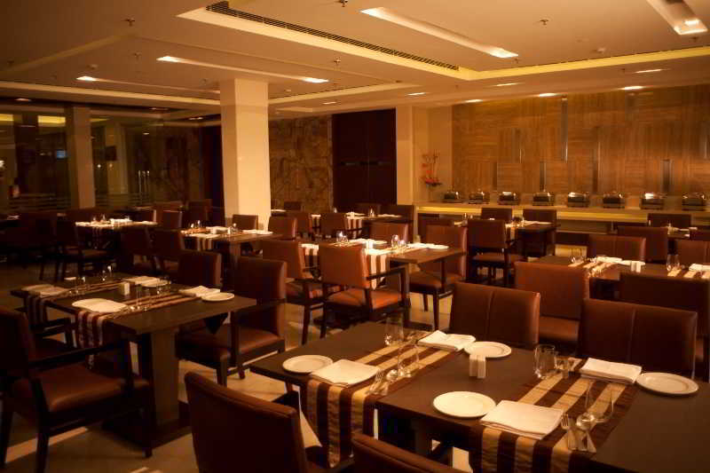 Vibe By The Lalit Traveller Hotel Faridabad Exterior foto