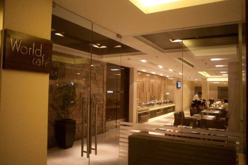 Vibe By The Lalit Traveller Hotel Faridabad Exterior foto