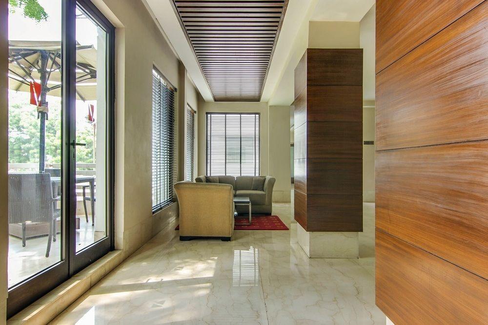Vibe By The Lalit Traveller Hotel Faridabad Exterior foto