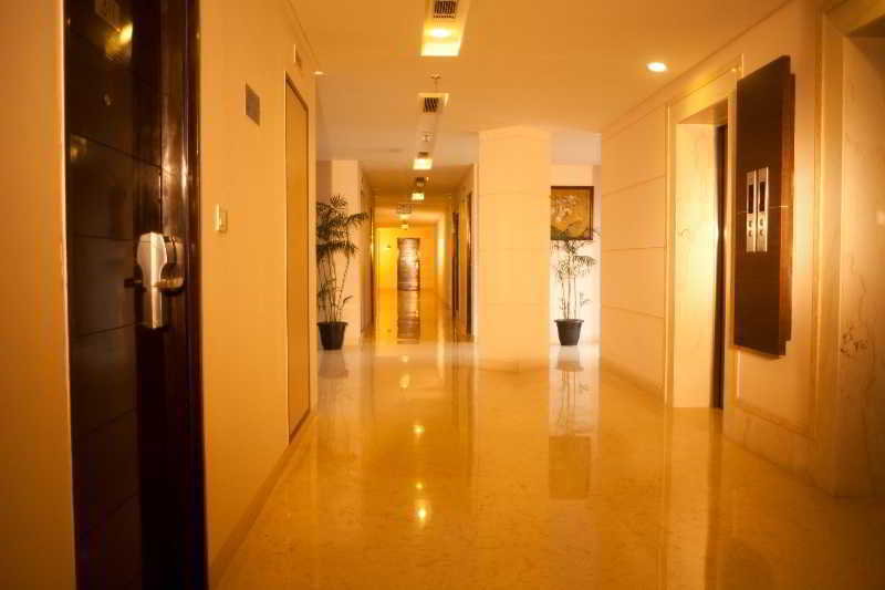 Vibe By The Lalit Traveller Hotel Faridabad Exterior foto